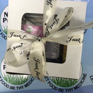HOT AND JUICY WEEKEND AWAY MINI KIT R350